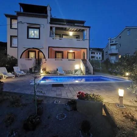 Apartamento With A Swimming Pool Punat, Krk - 5378 *