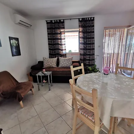 With A Swimming Pool Punat, Krk - 5378 Apartamento *