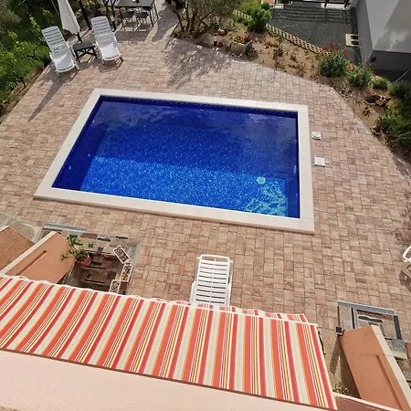 Apartmán With A Swimming Pool Punat, Krk - 5378